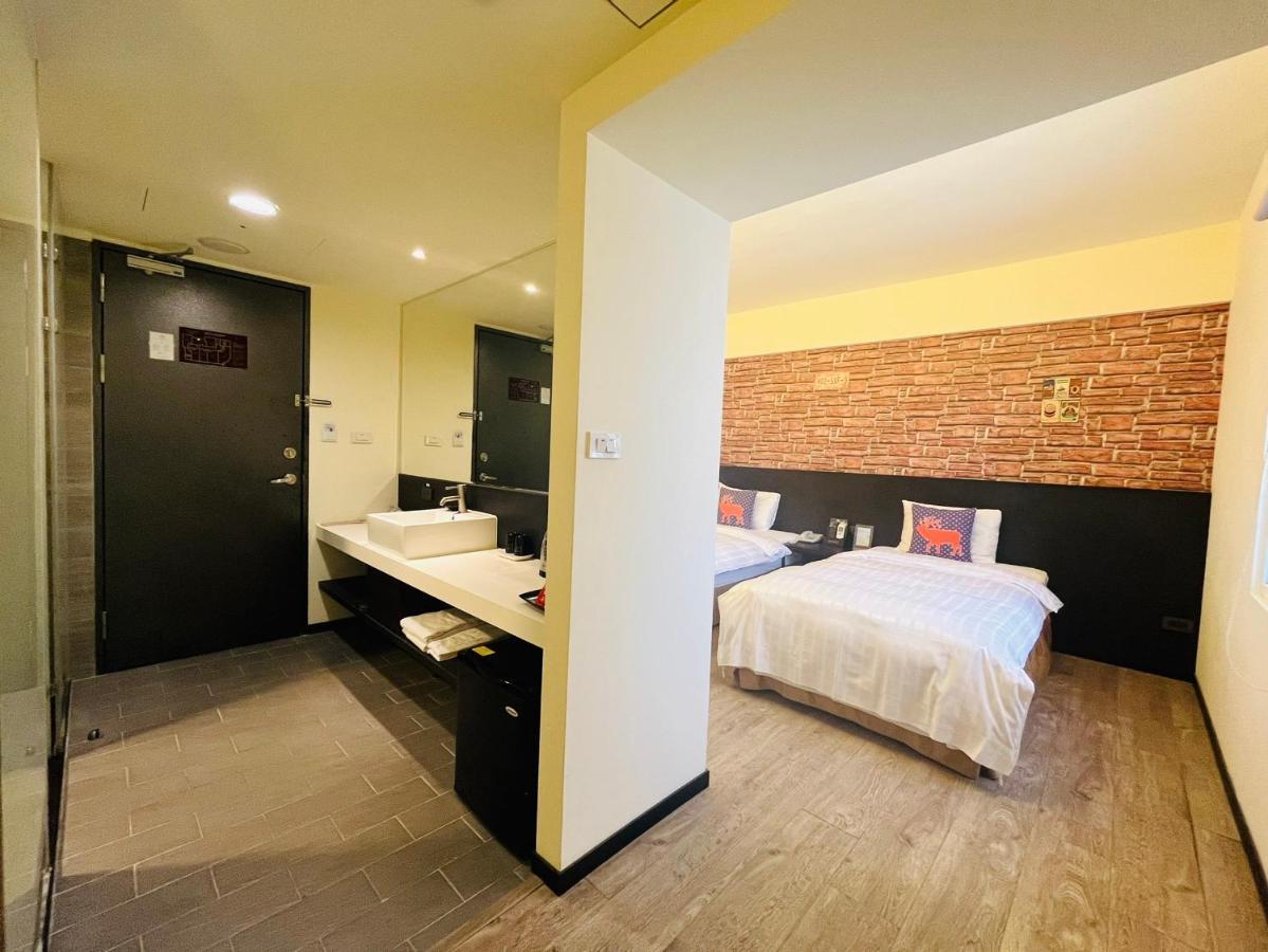 Home Rest Hotel Taitung Екстериор снимка