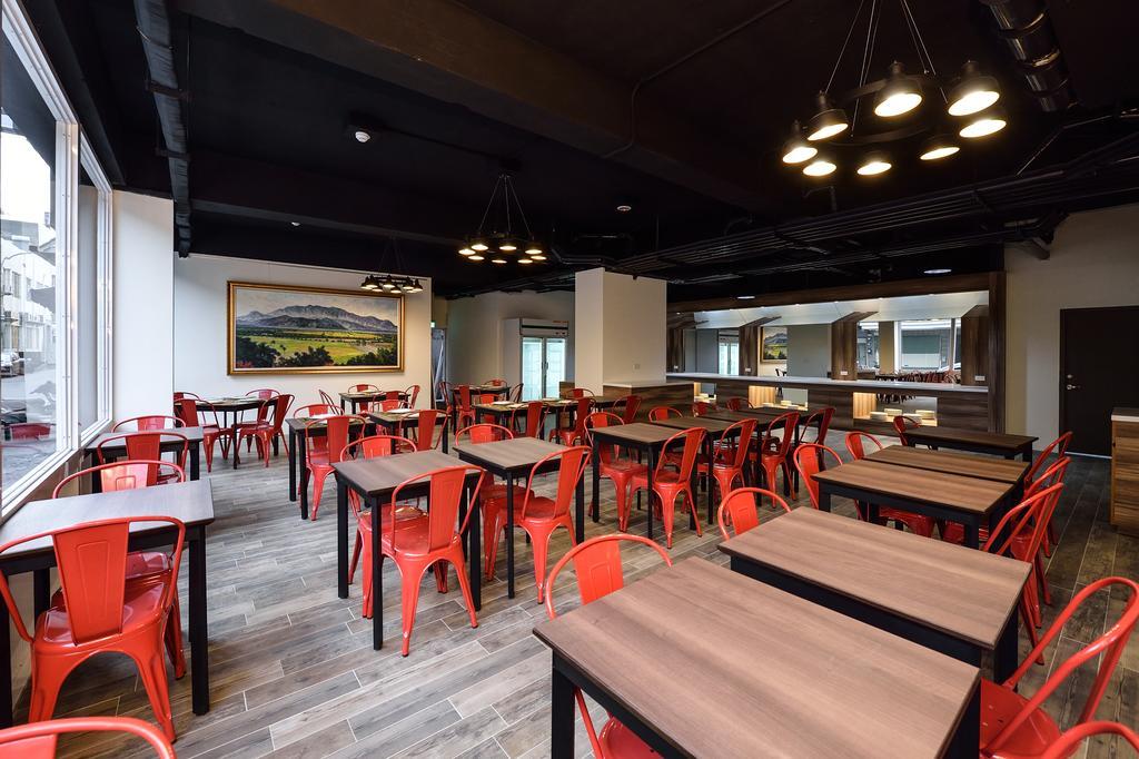 Home Rest Hotel Taitung Екстериор снимка
