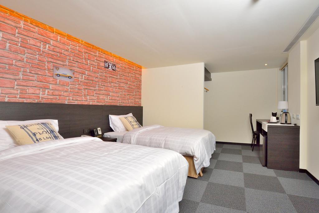Home Rest Hotel Taitung Екстериор снимка