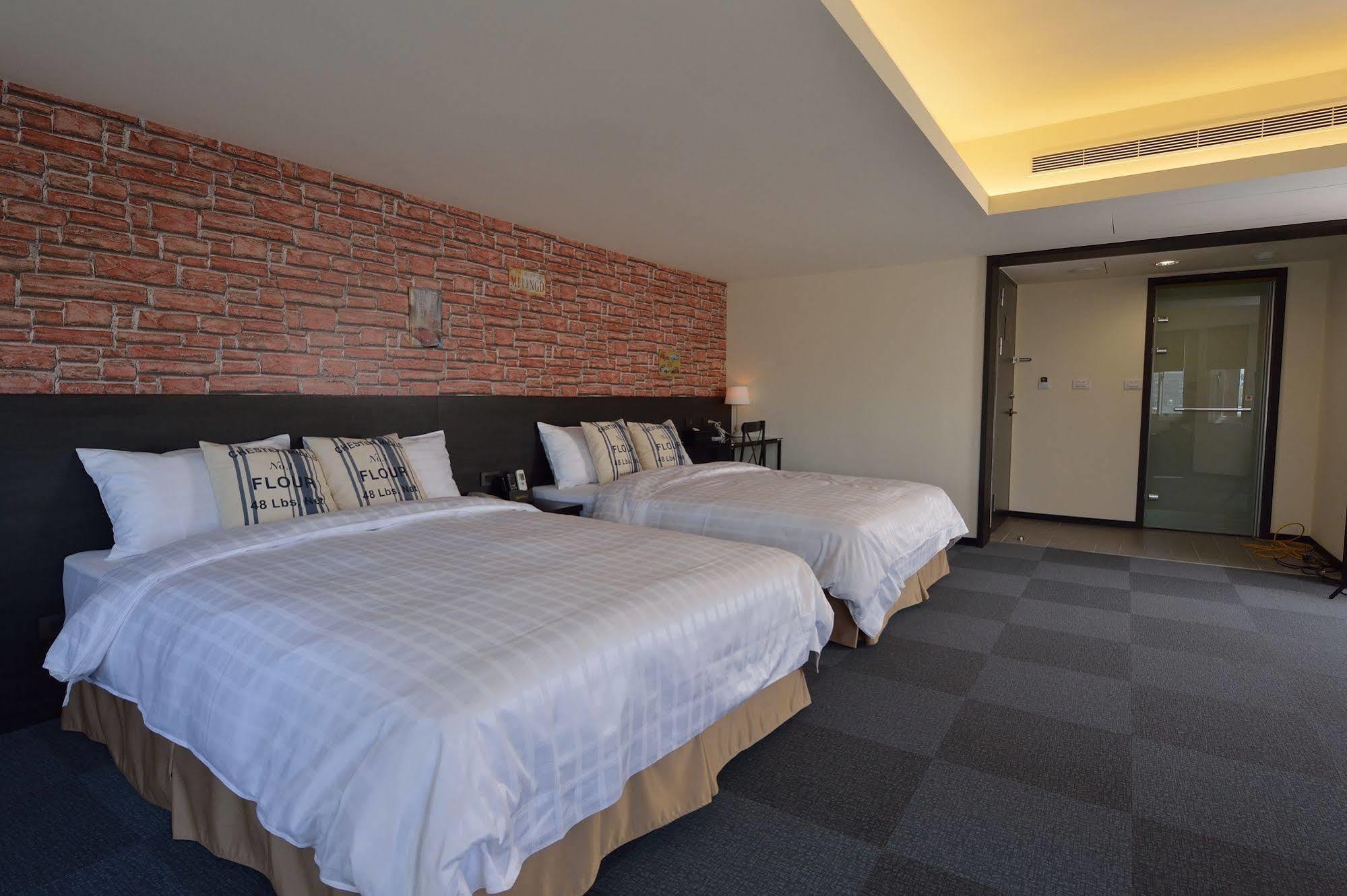 Home Rest Hotel Taitung Екстериор снимка