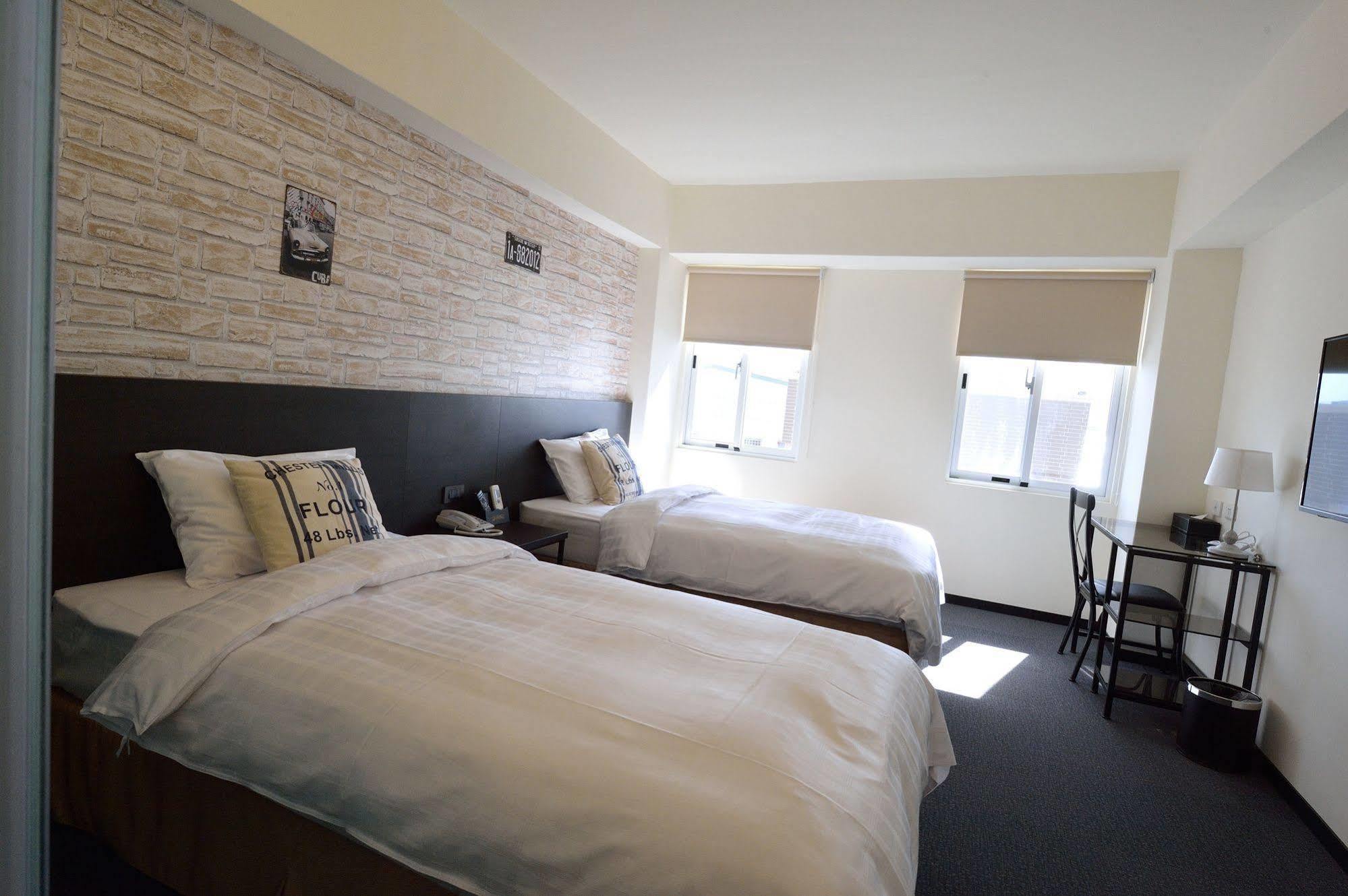 Home Rest Hotel Taitung Екстериор снимка